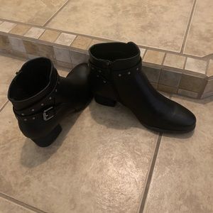 Naturalizer SOUL Boots Size 9.5.